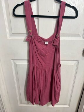 Sleeveless Rose Pink Romper with Button-Strap Details